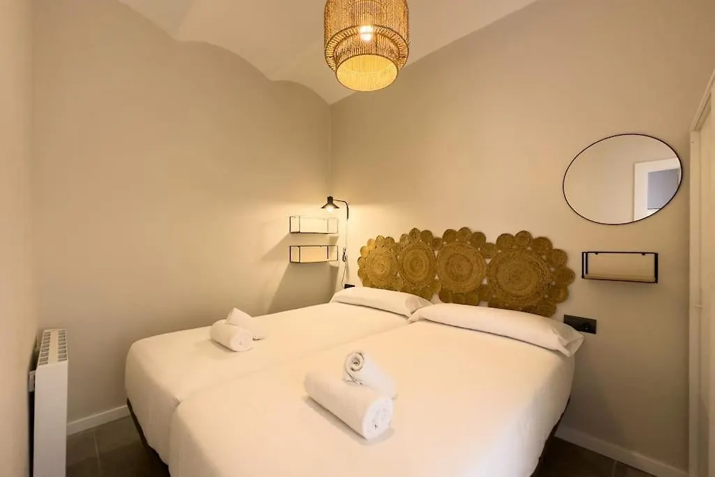 Bebarceloner Sants Apartments - 2 Bedrooms