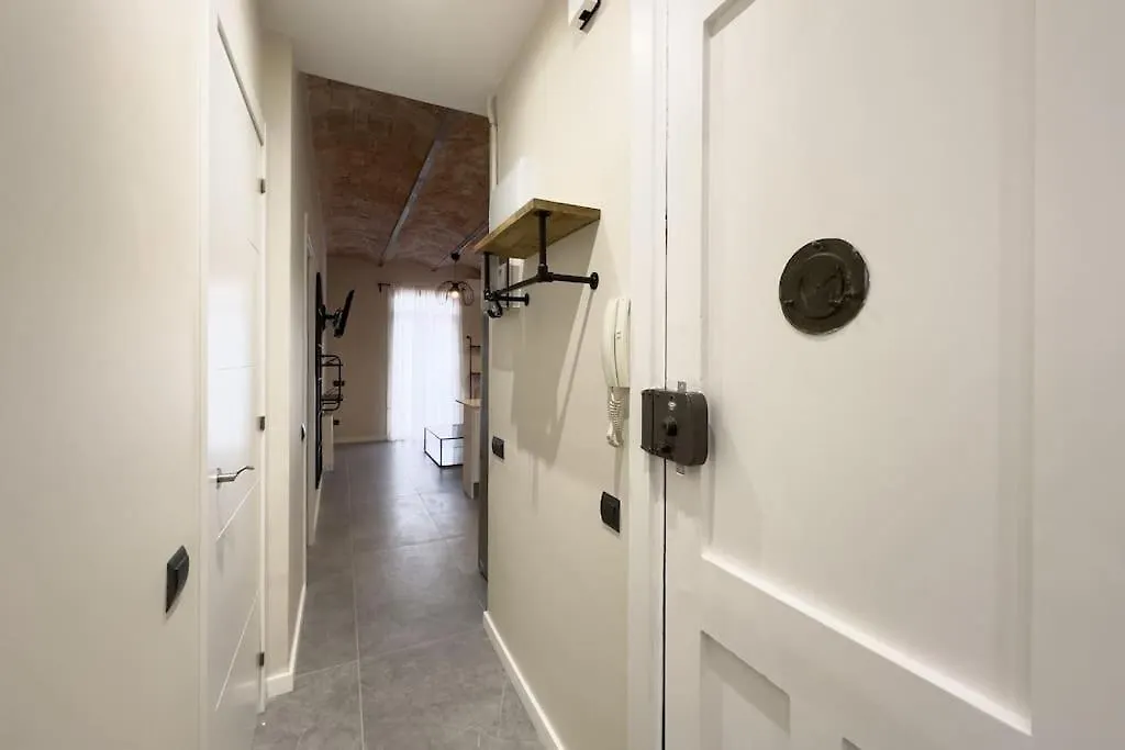 Bebarceloner Sants Apartments - 2 Bedrooms