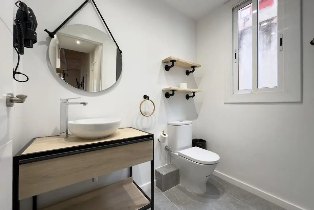 Bebarceloner Sants Apartments - 2 Bedrooms  Barcelona